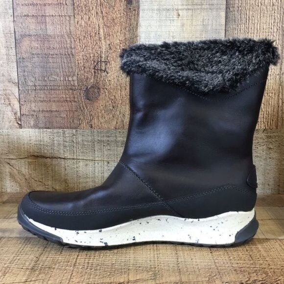 Chaco Black Borealis Mid Winter Bootis Womens 6.5 Hiking‎ Shoes Waterproof - Picture 6 of 14